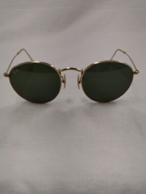 Ray-Ban Round Metal Sunglasses Gold Frame with Green Lenses